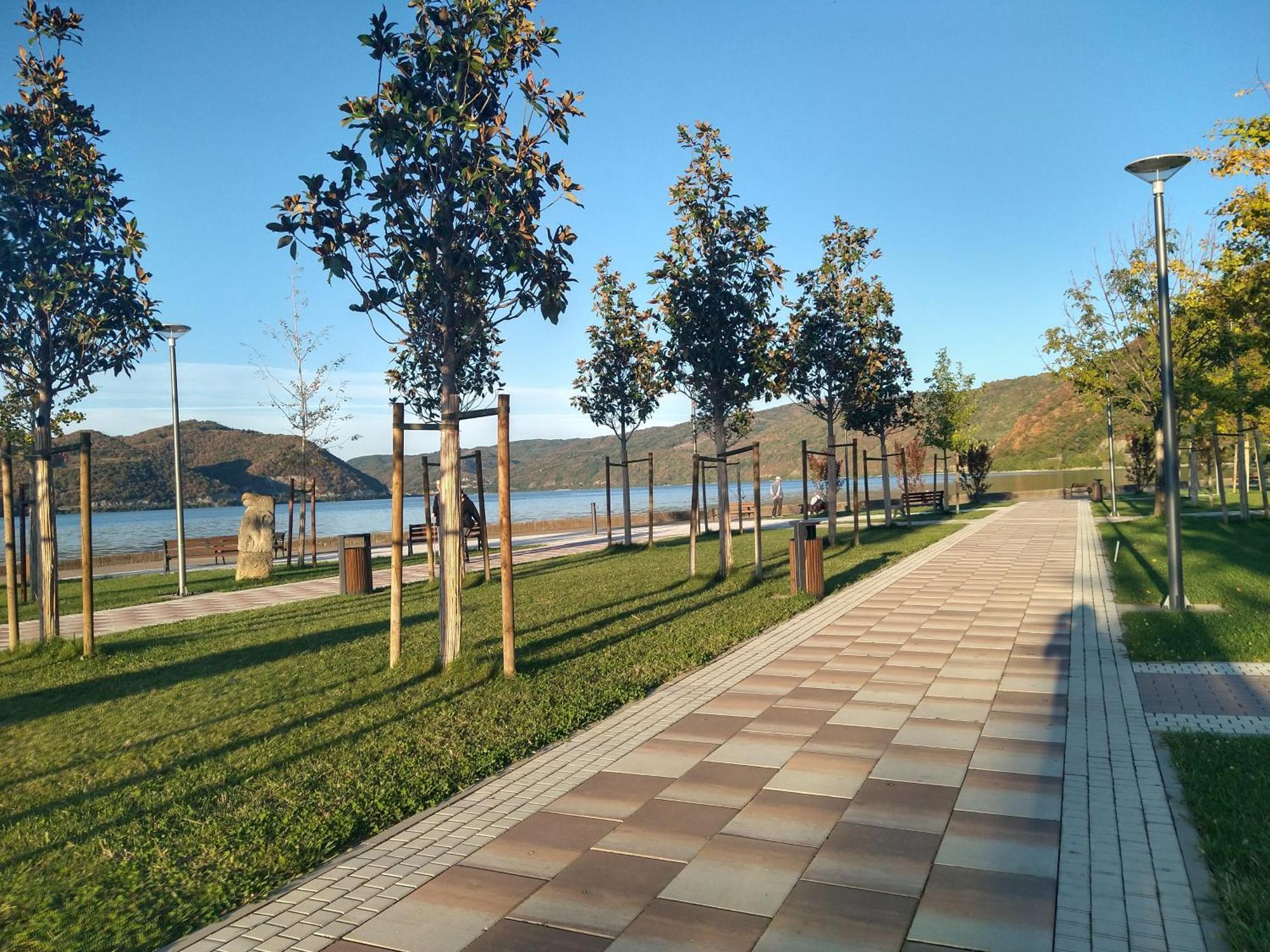 Apartman Sani Donji Milanovac Buitenkant foto